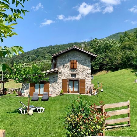 Вілла Casa Al Castagneto Ceniga Екстер'єр фото