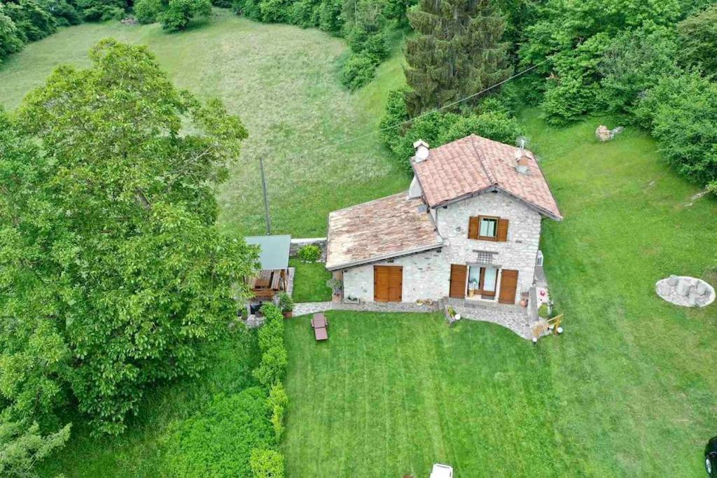 Вілла Casa Al Castagneto Ceniga Екстер'єр фото